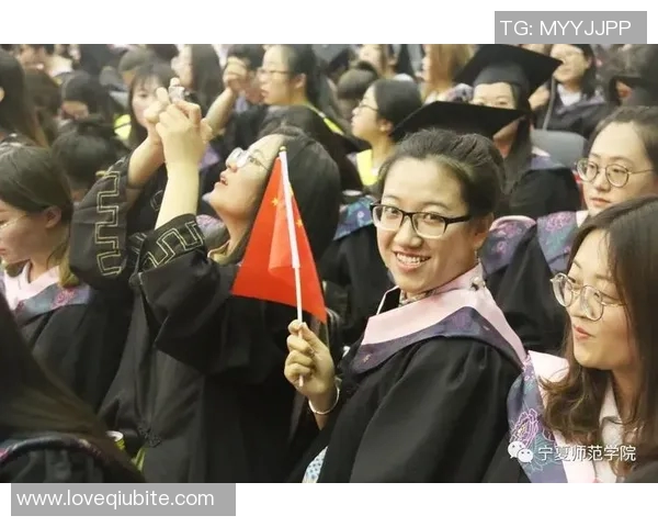 青春岁月与足球梦想同行的明星陪伴之旅 青春岁月与足球梦想同行的明星陪伴之旅